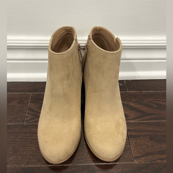 Old Navy Faux Suede Ankle Boots - Picture 1 of 7